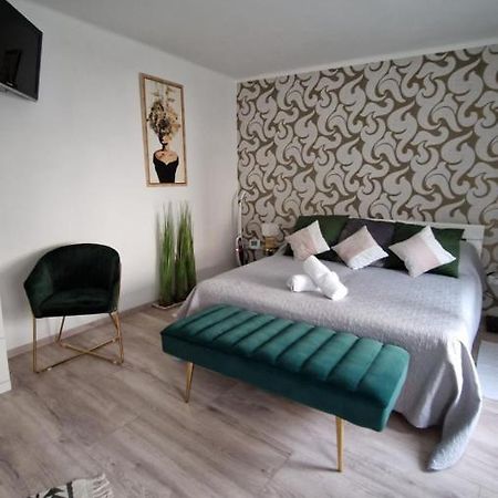 Anida Holiday Home Sopron Esterno foto