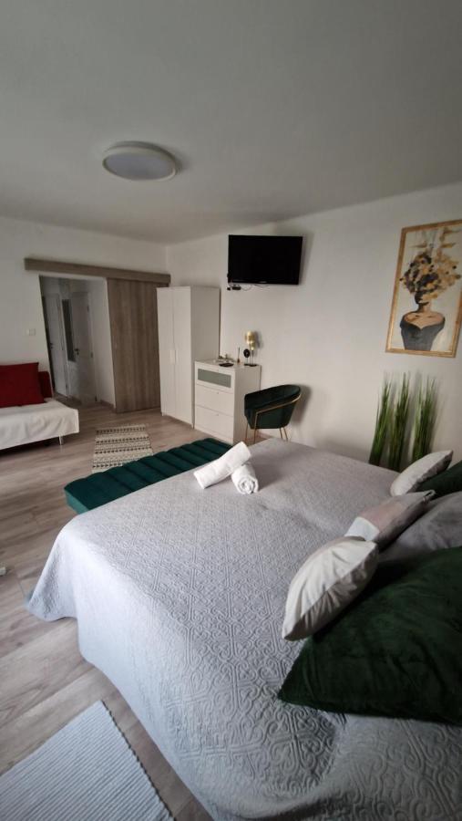 Anida Holiday Home Sopron Esterno foto